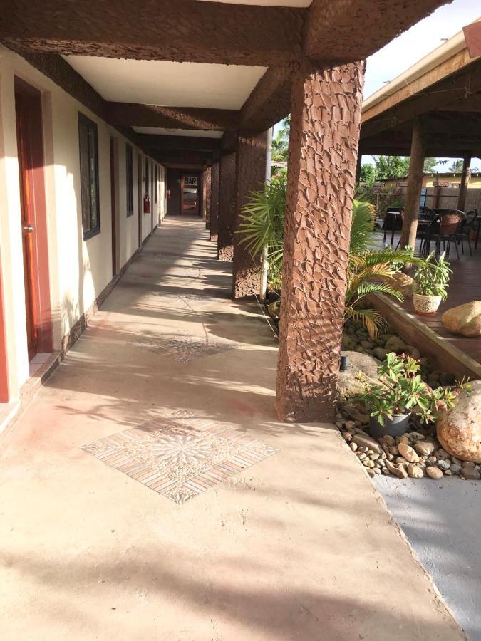 Nausori Airport Hotel Esterno foto